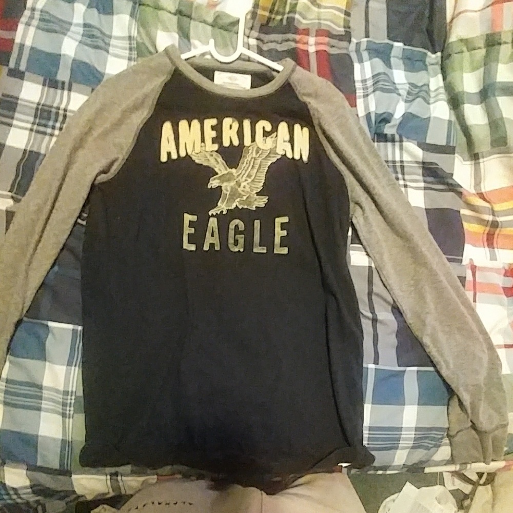 American Eagle Long Sleeve Tee